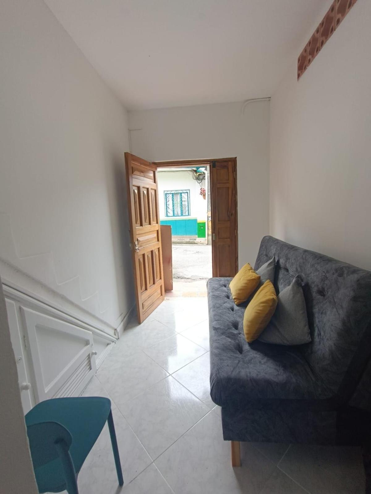 Confortable Apartamento Amoblado Jardín Exterior foto